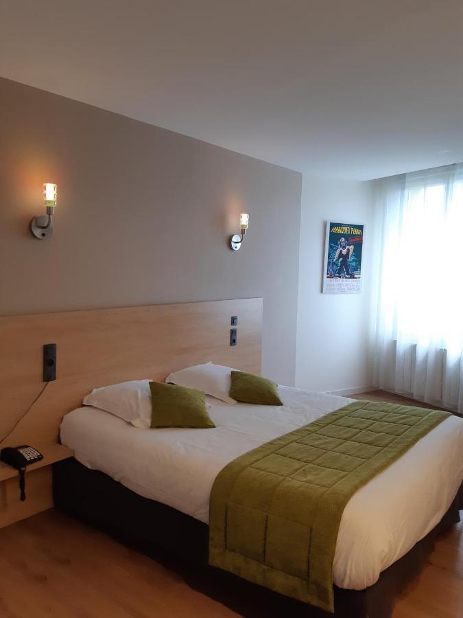 Ernée Logis Hotel Le Grand Cerf מראה חיצוני תמונה