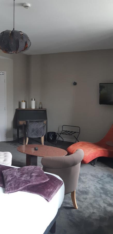 Ernée Logis Hotel Le Grand Cerf מראה חיצוני תמונה